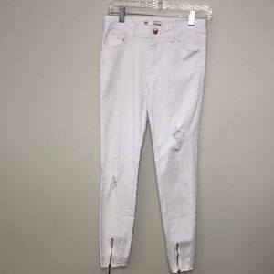 Chocolate Juniors Distressed White Skinny Jeans Size 7, 28 Waist